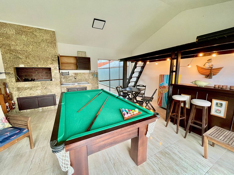 Near the sea, with Pool and Game Room