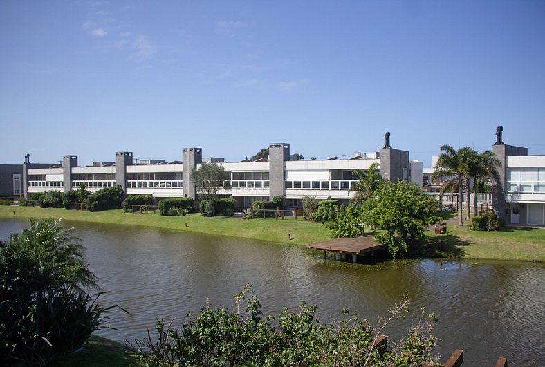 Rossi Atlântida - Dúplex frente al lago